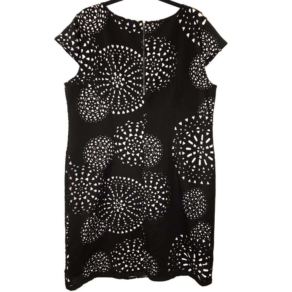 DB Camryn Signature black scuba cut-out dress 18w - Picture 6 of 7